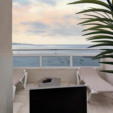 Awesome Beachfront Terrace By Canariasgetaway 라스팔마스